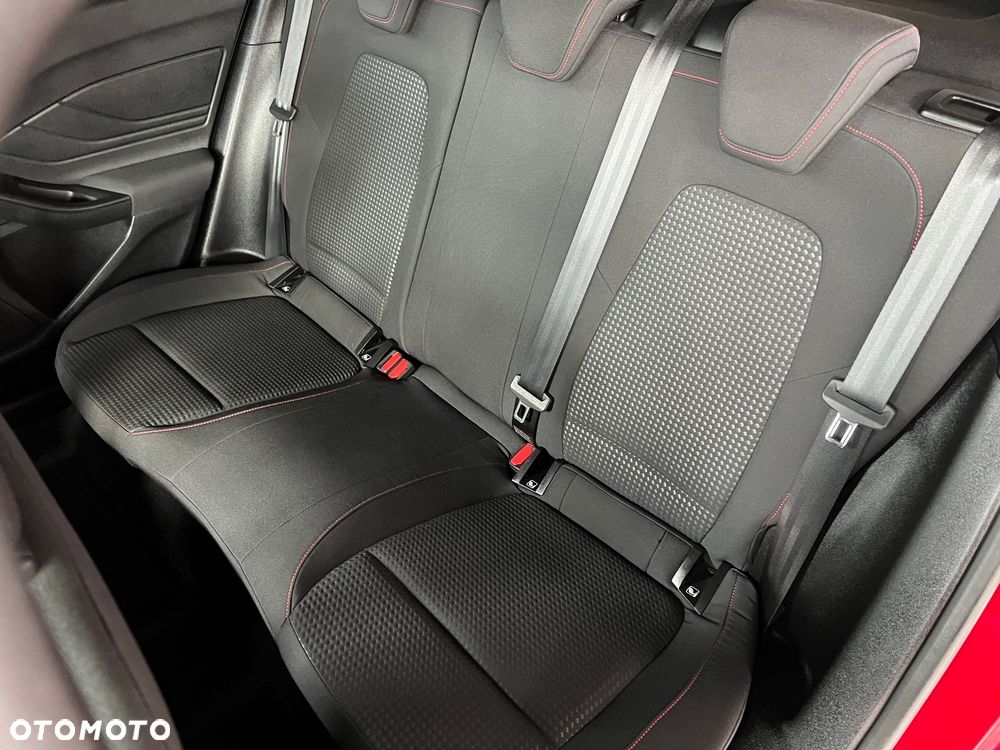 Ford Focus 1.0 EcoBoost ST-Line - 24
