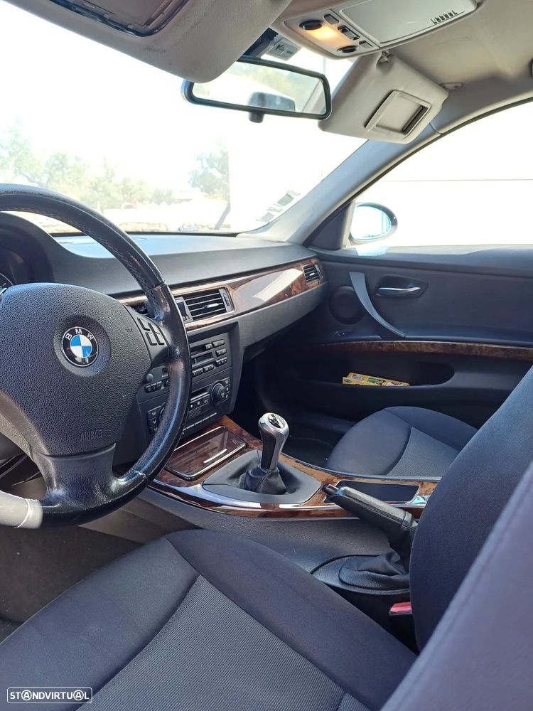 BMW 320 - 5