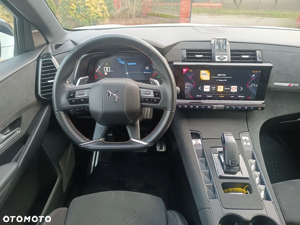 DS Automobiles DS 7 Crossback 1.6 PureTech GPF Performance Line + - 10