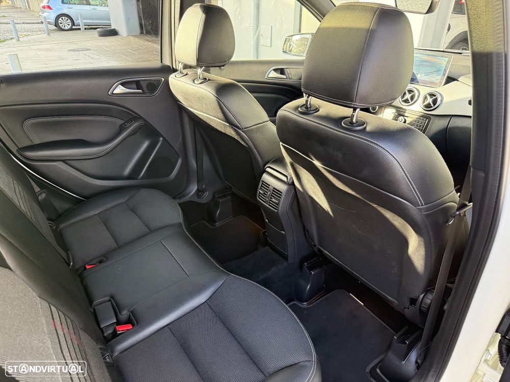 Mercedes-Benz B 220 (CDI) d 7G-DCT - 17