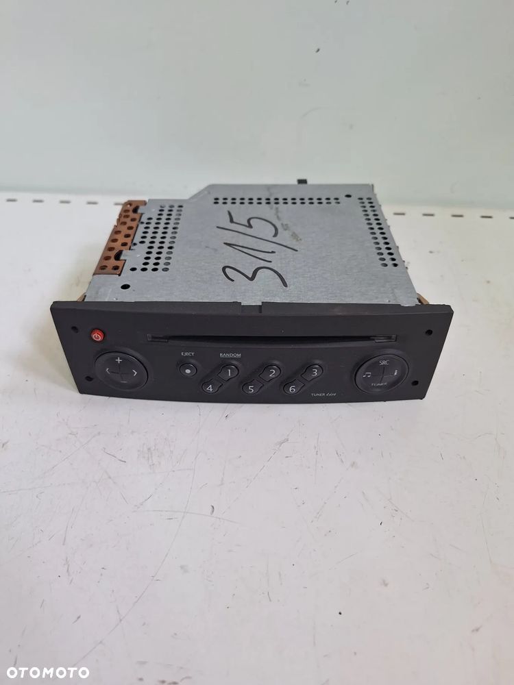 radio fabryczne CD RENAULT SCENIC II RENRDW132-10    (31/5) - 2