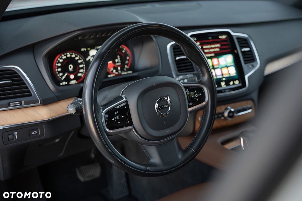 Volvo XC 90 B5 D AWD Geartronic Momentum - 20