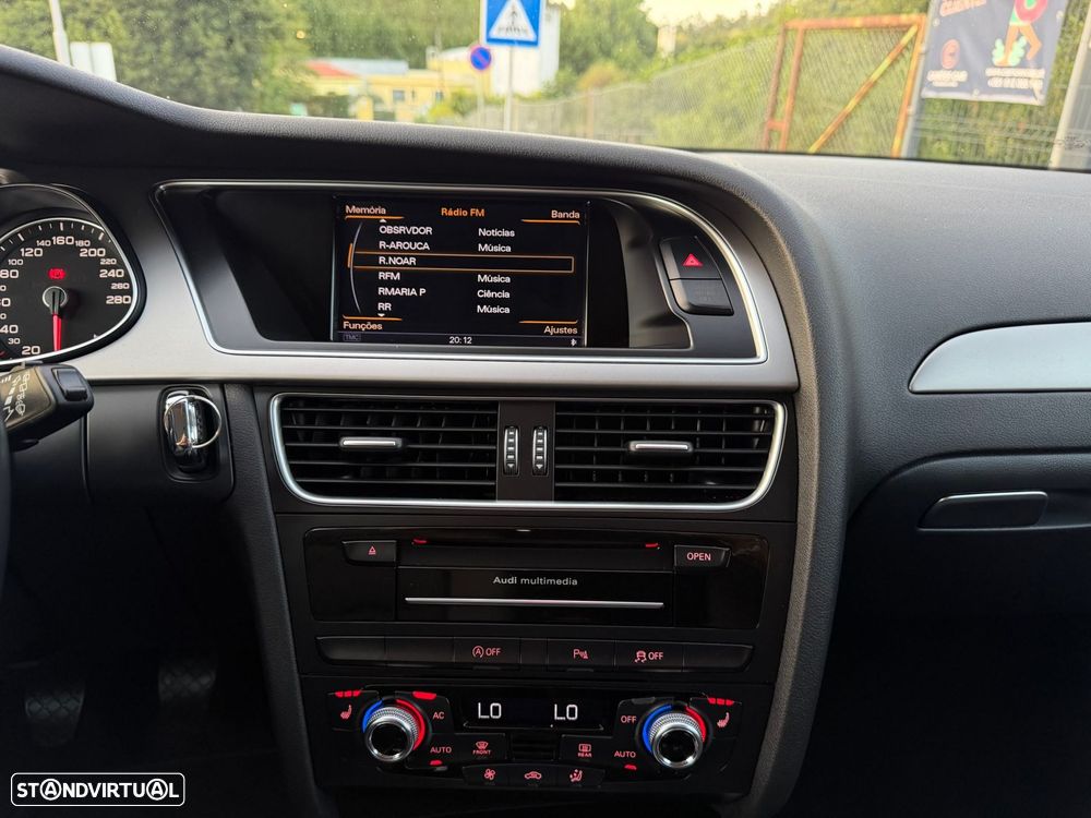Audi A4 Avant 2.0 TDI Business Line - 23