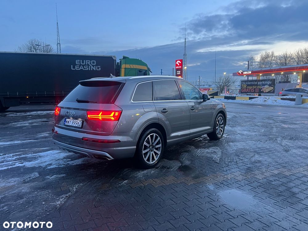 Audi Q7 - 6