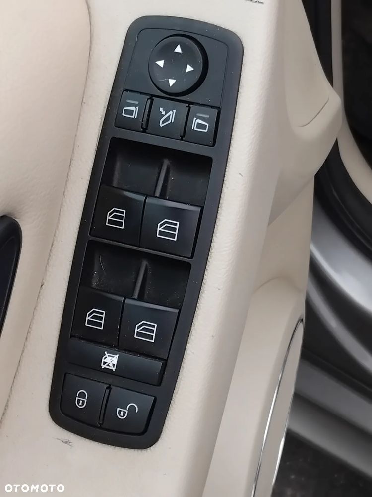 Mercedes-Benz Klasa B ver-200 - 8