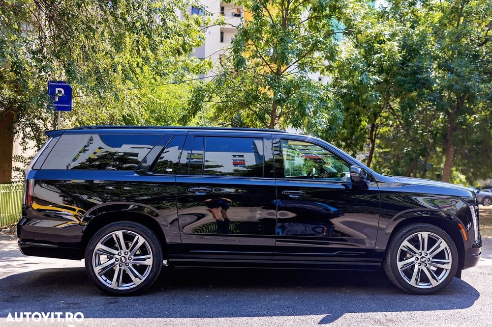 Cadillac Escalade - 8