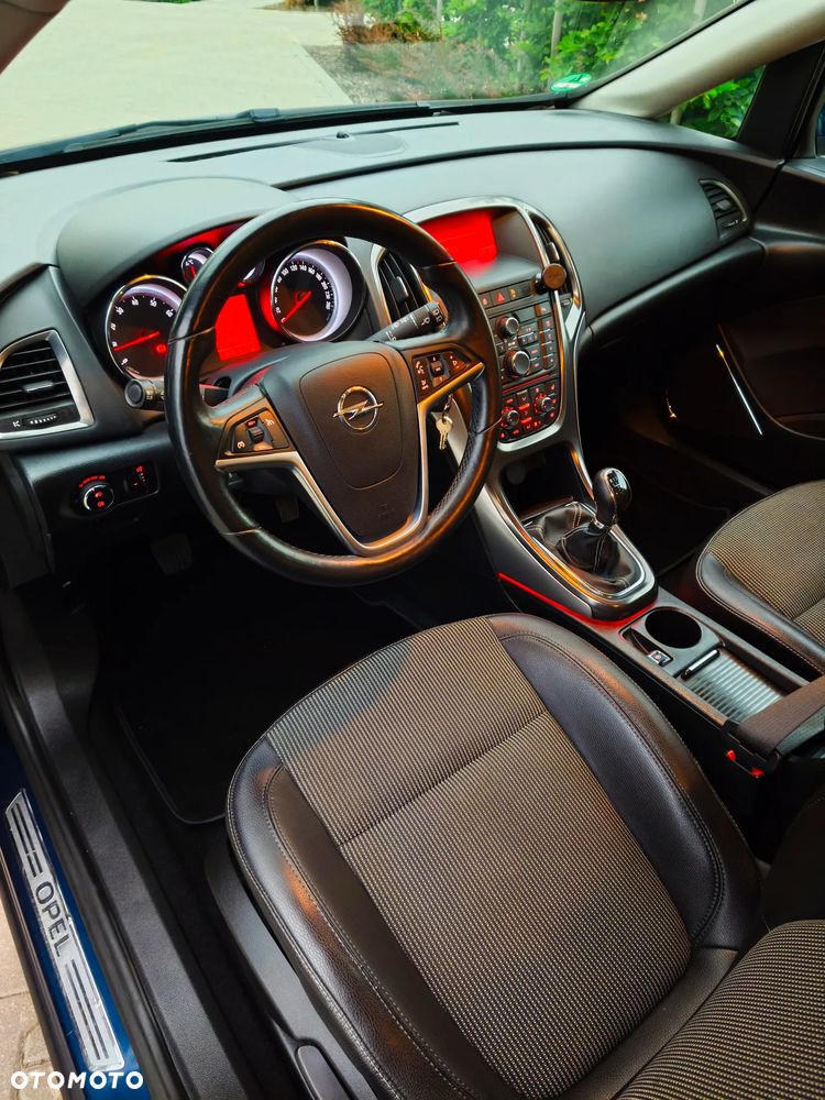 Opel Astra 1.4 Turbo Sport - 21