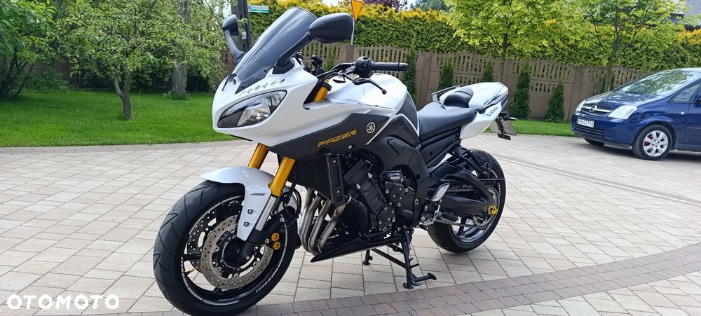 Yamaha FZ8 - 6