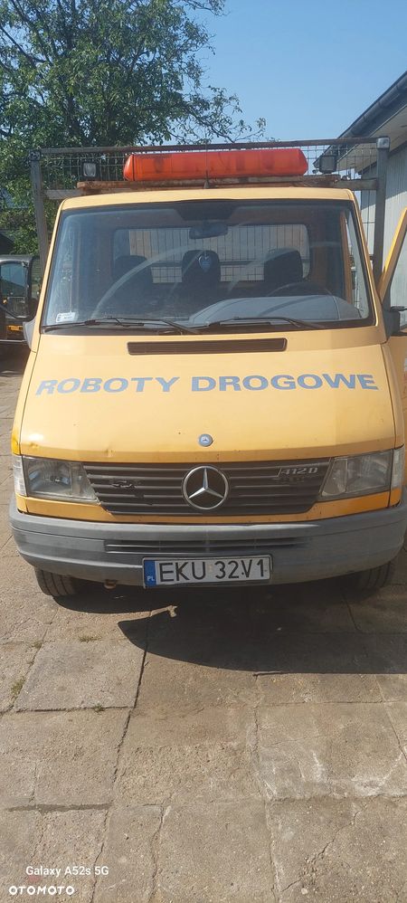 Mercedes-Benz Sprinter - 2