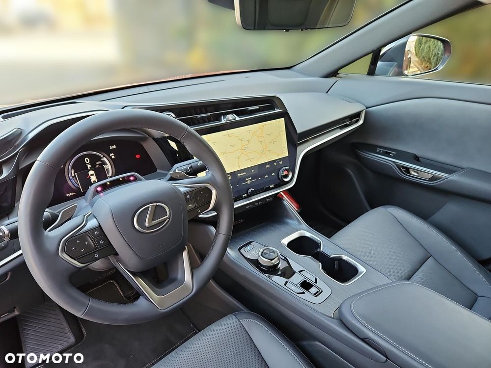 Lexus RZ 300e Prestige - 11