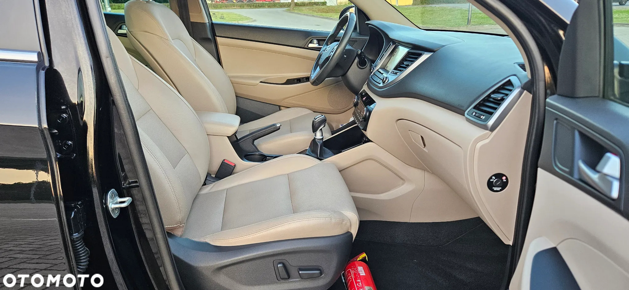 Hyundai Tucson blue 1.7 CRDi 2WD Advantage - 11