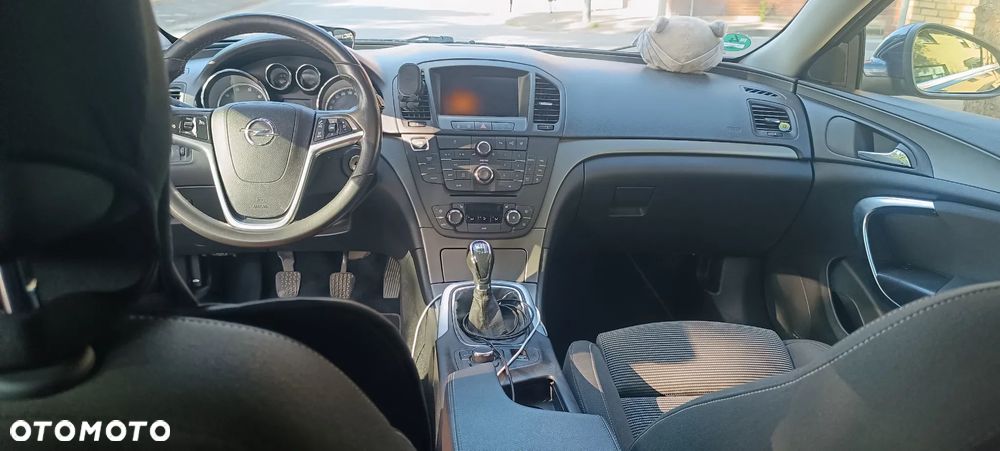 Opel Insignia - 11
