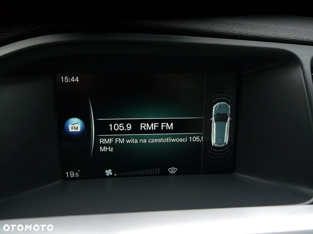Volvo V60 D2 Drive-E Momentum - 23