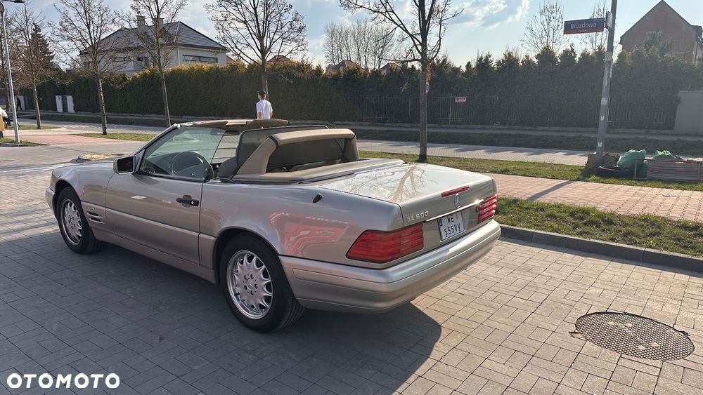 Mercedes-Benz SL - 11