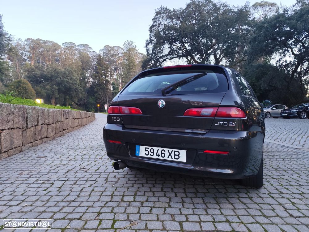Alfa Romeo 156 Sportwagon 1.9 JTD 16V Distinctive - 2