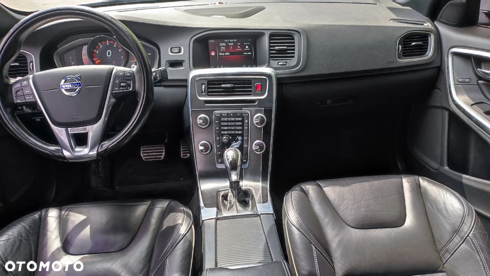 Volvo S60 T6 AWD Geartronic RDesign - 6
