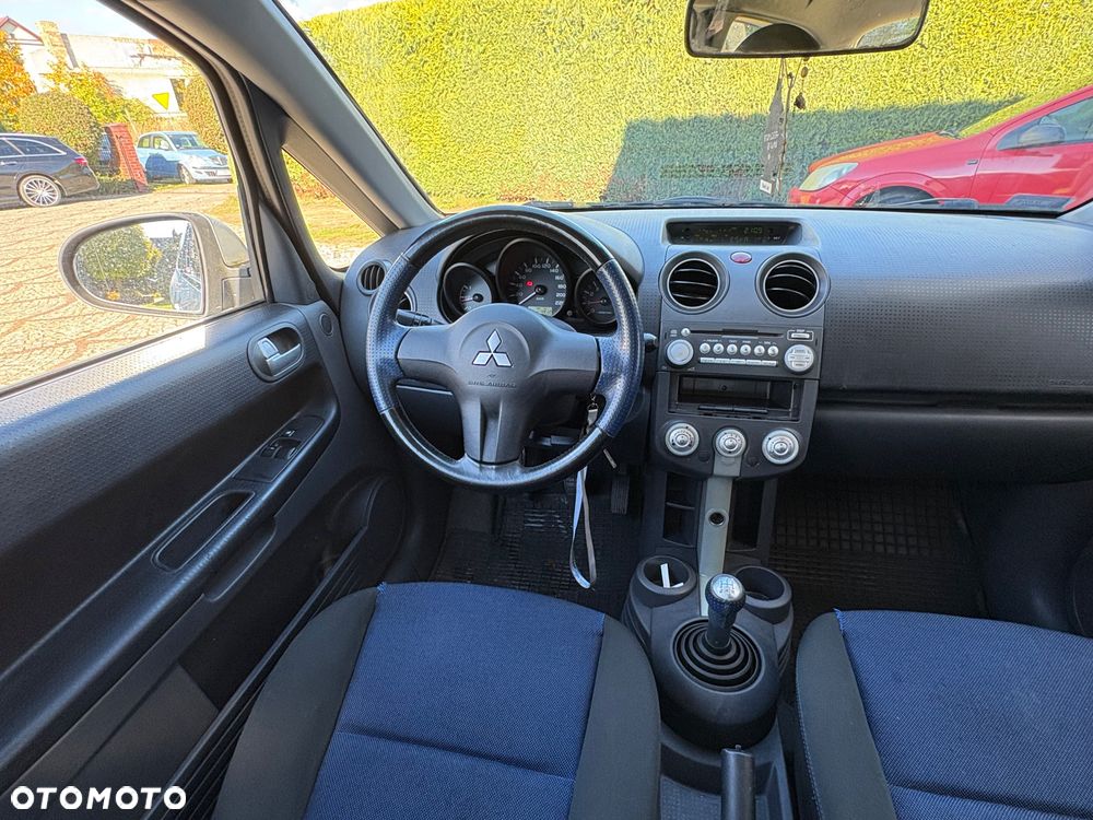 Mitsubishi Colt - 19