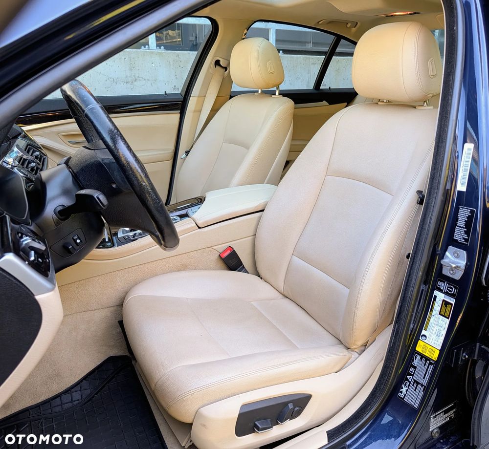 BMW Seria 5 535i xDrive Sport-Aut Luxury Line - 18