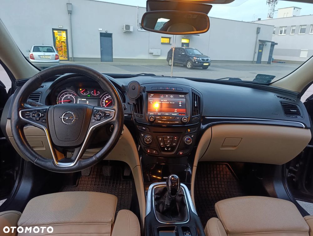Opel Insignia - 27