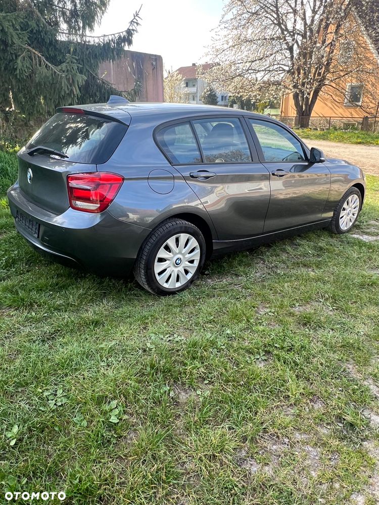BMW Seria 1 114i - 7