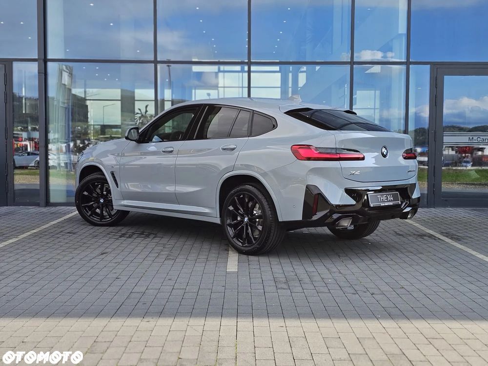 BMW X4 - 4