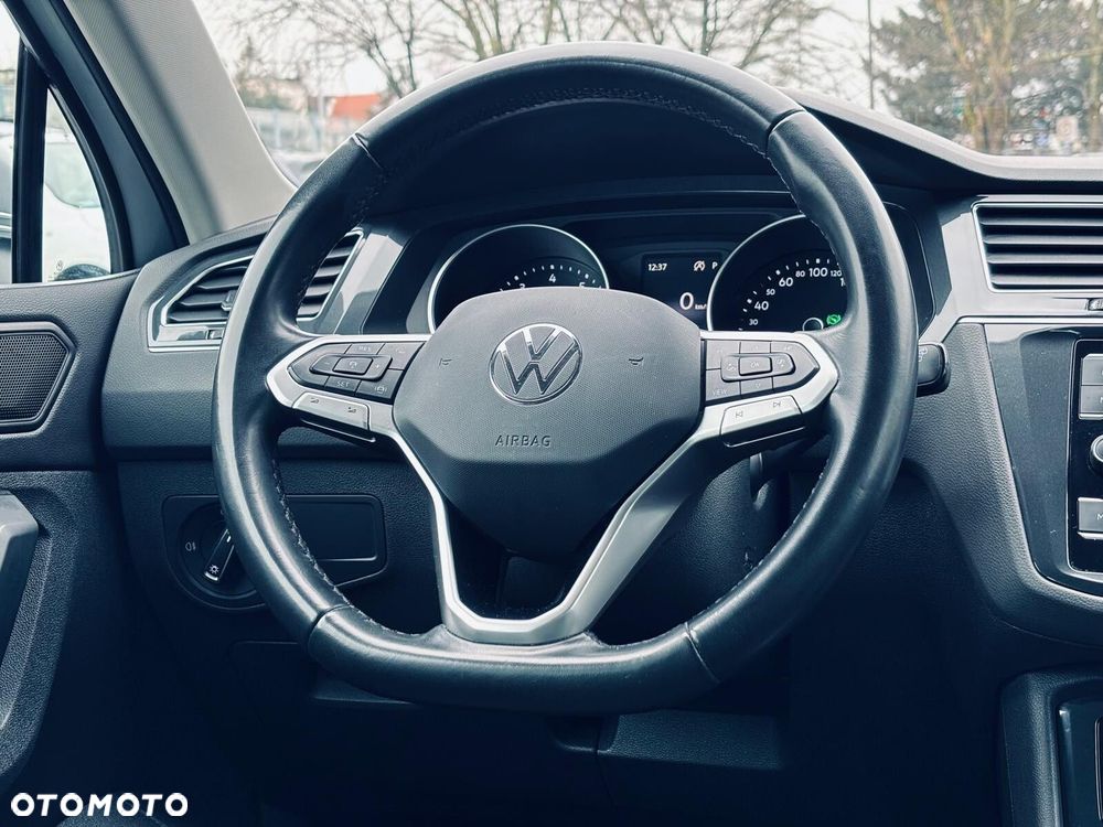 Volkswagen Tiguan 2.0 TSI 4Mot Life DSG - 23
