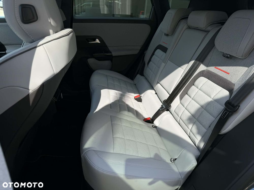 Citroën C5 Aircross 1.2 mHEV Max eDCT6 - 8