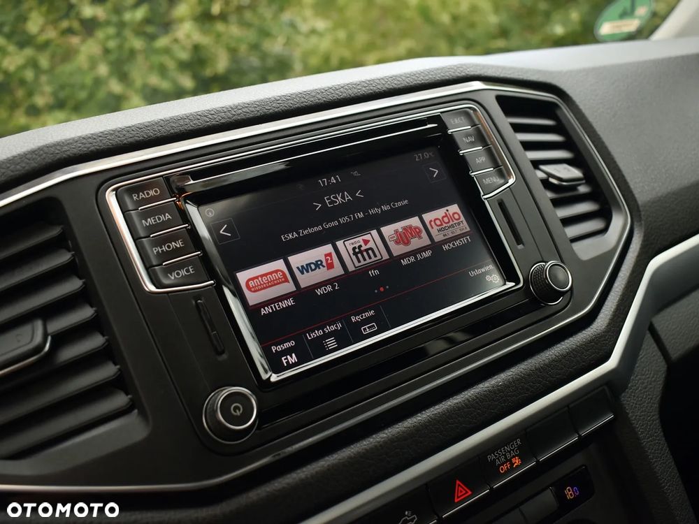 Volkswagen Amarok - 18