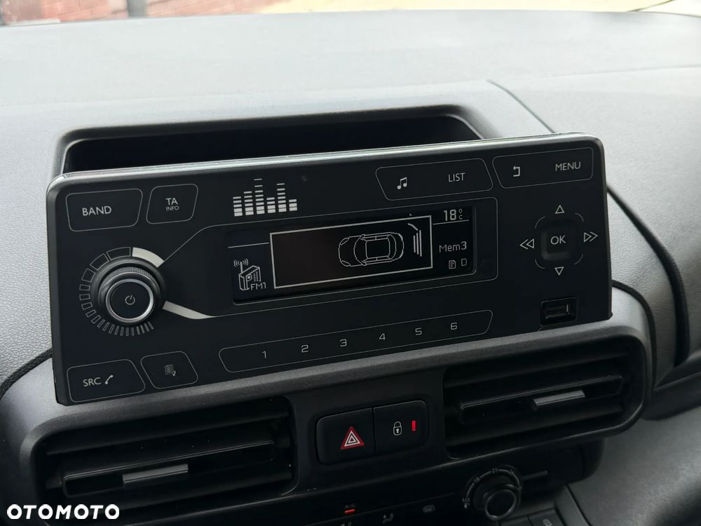 Citroën BERLINGO - 18