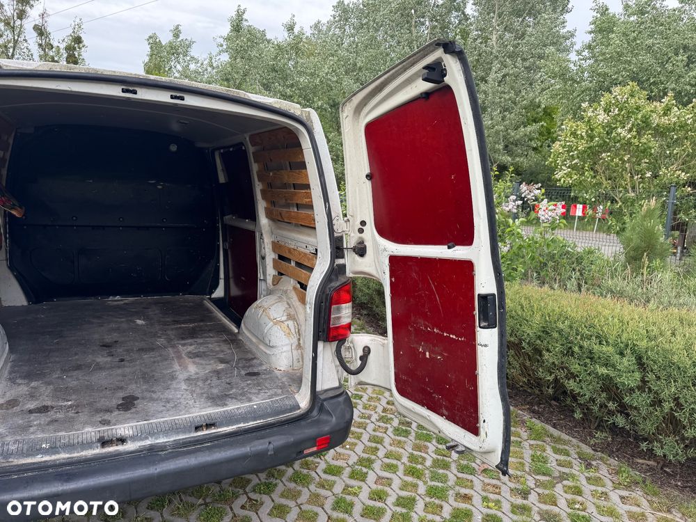 Volkswagen Transporter - 24