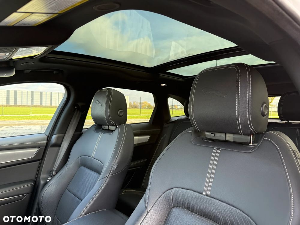 Jaguar F-Pace 2.0 P250 mHEV AWD R-Dynamic S - 22