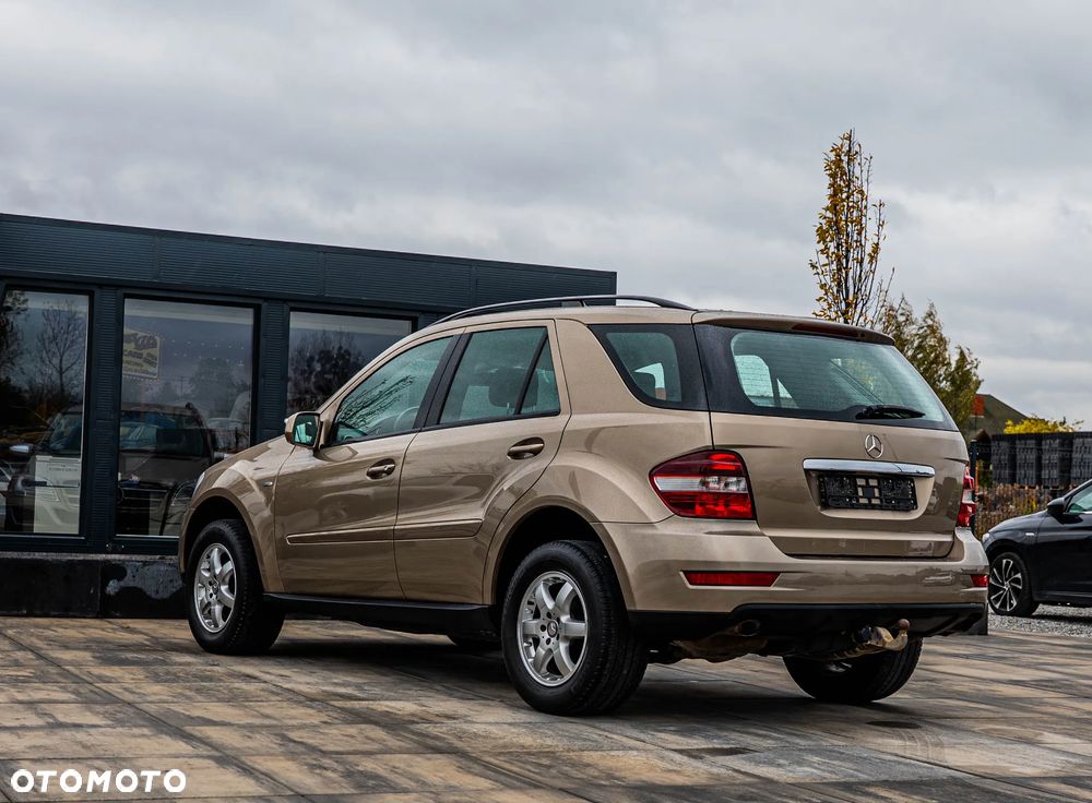 Mercedes-Benz ML - 18