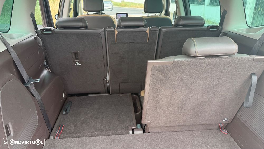 Opel Zafira 1.6 CDTi Executive - 12