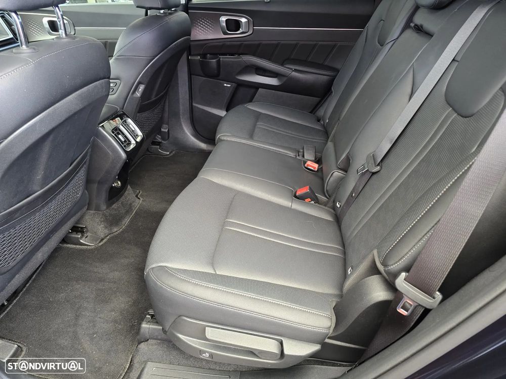 Kia Sorento 1.6 T-GDI HEV Concept+SRF - 18