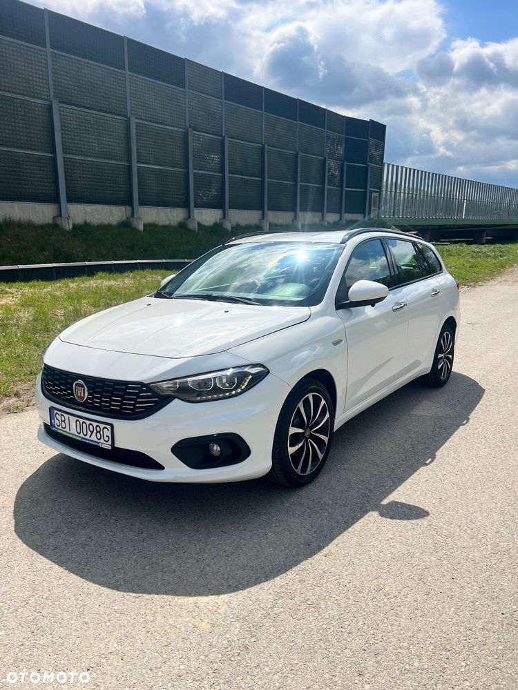 Fiat Tipo 1.4 T-Jet 16v Lounge EU6 - 1