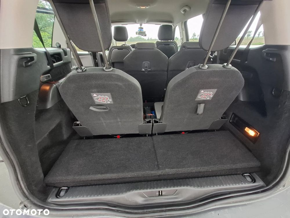 Citroën C4 Picasso - 23