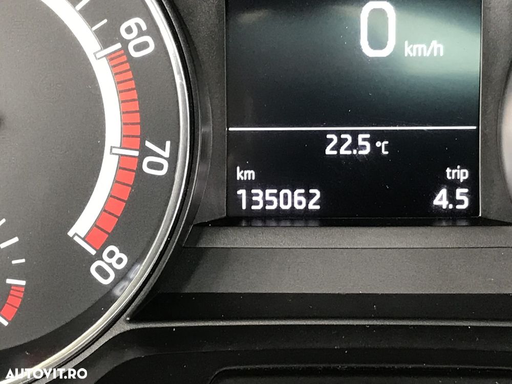Skoda RAPID 1.0 TSI Monte Carlo - 8
