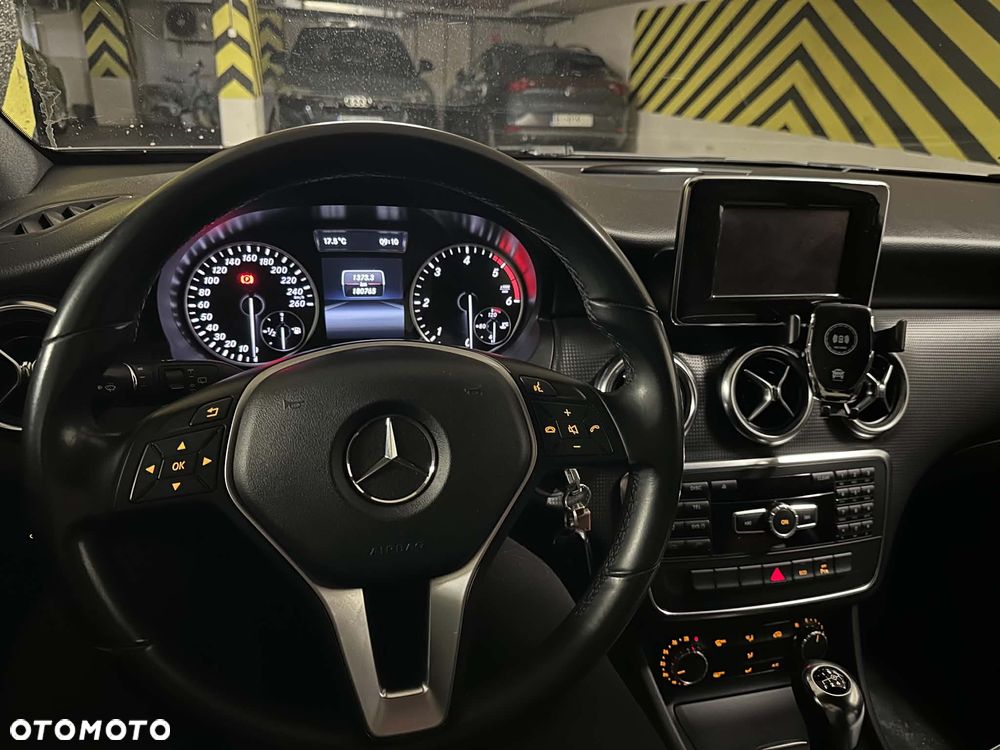 Mercedes-Benz Klasa A 200 CDI - 36