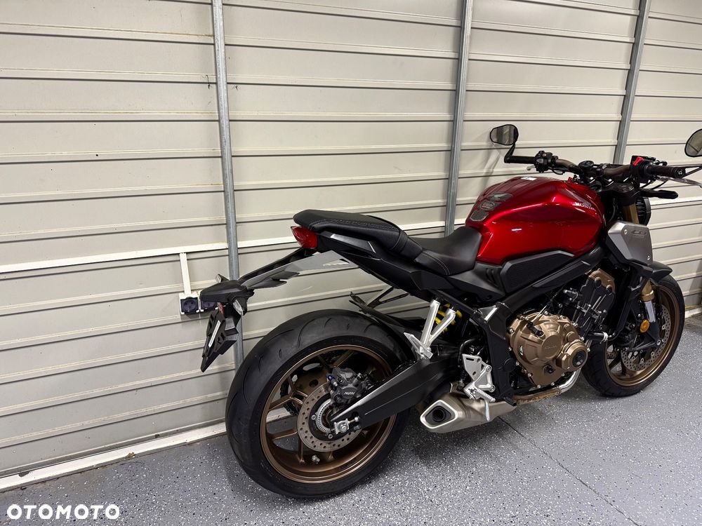Honda CB - 3