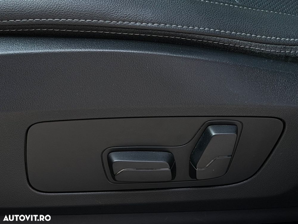 BMW X1 sDrive18d Aut. xLine - 18