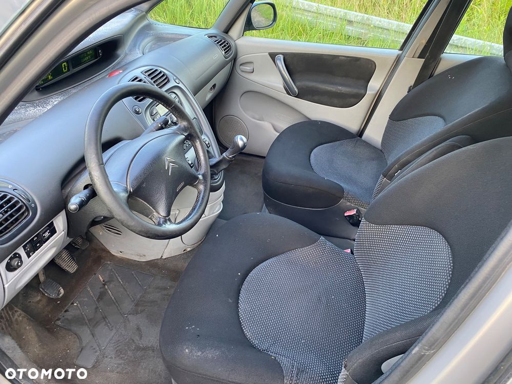 Citroën Xsara Picasso - 8