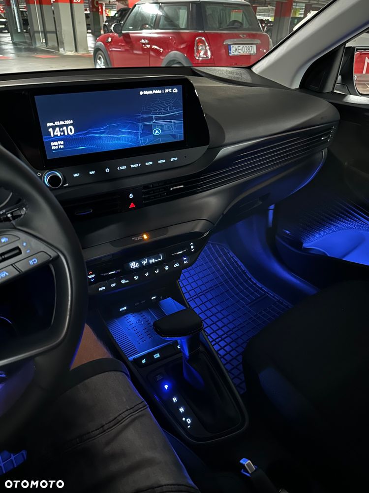 Hyundai i20 1.0 T-GDi Smart DCT - 16