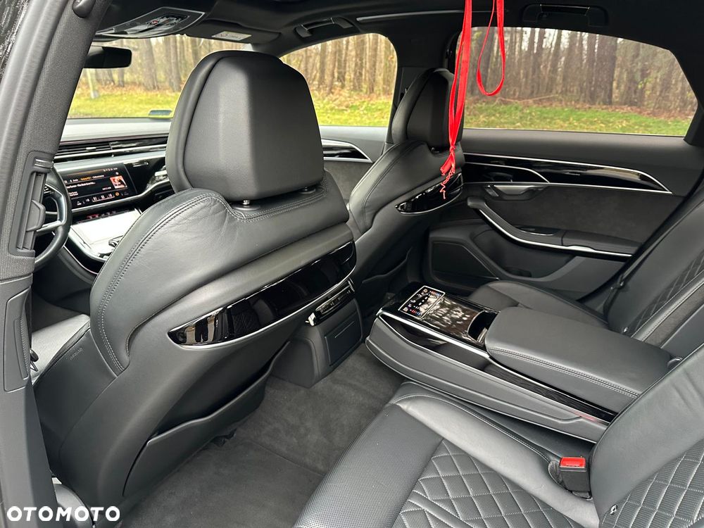 Audi A8 - 16