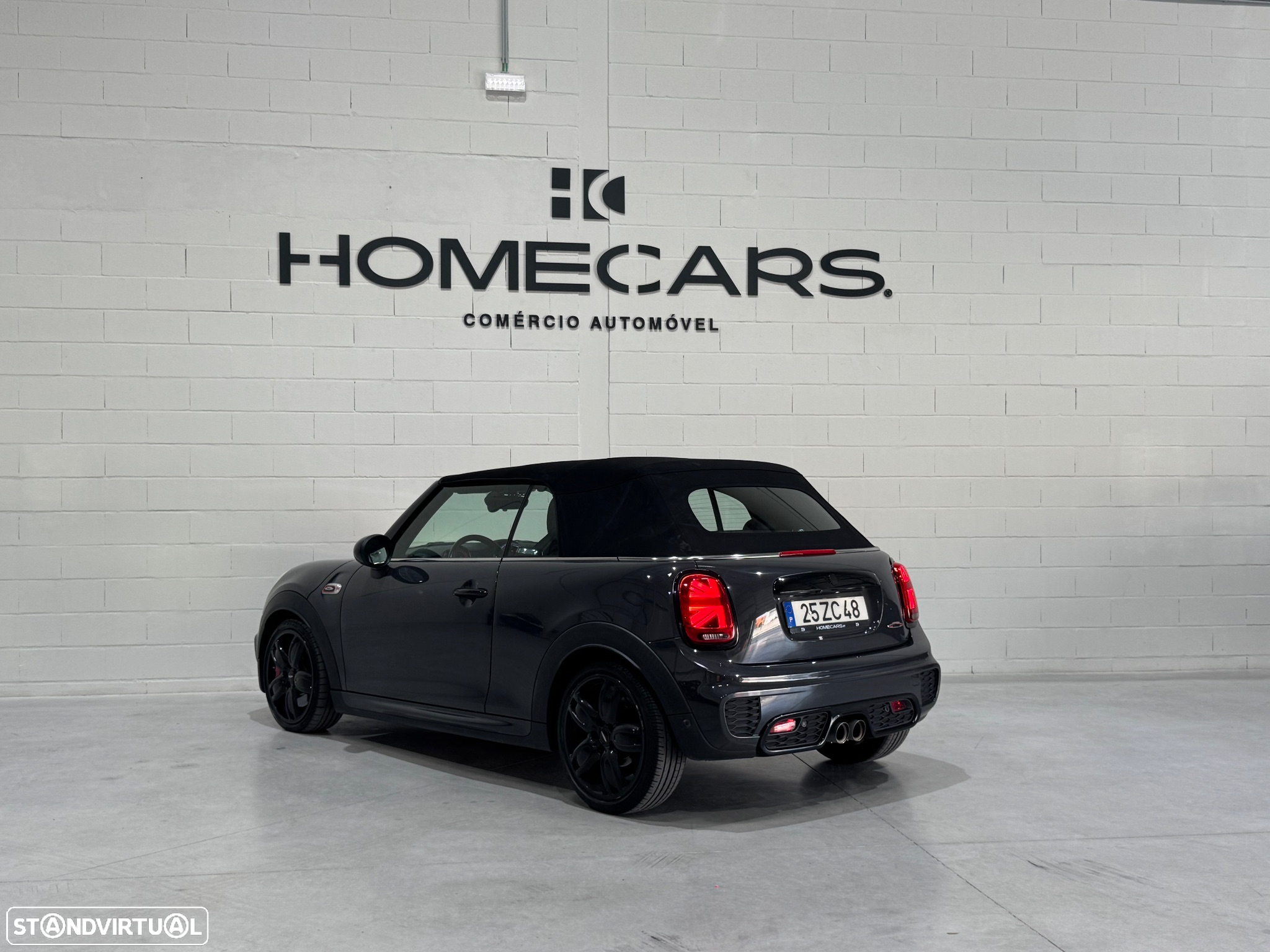 MINI Cabrio John Cooper Works Auto Desportiva - 25