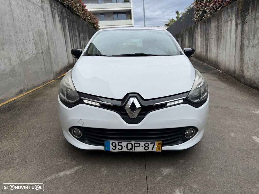 Renault Clio 1.5 dCi Dynamique S - 8