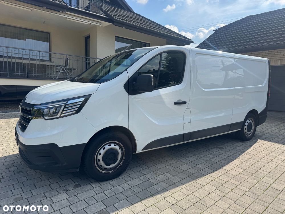 Renault Trafic - 11