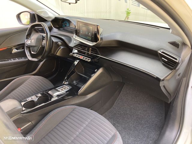 Peugeot e-208 50 kWh Active Pack - 31