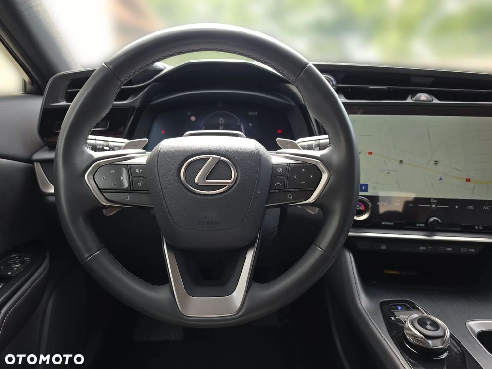Lexus RZ - 12