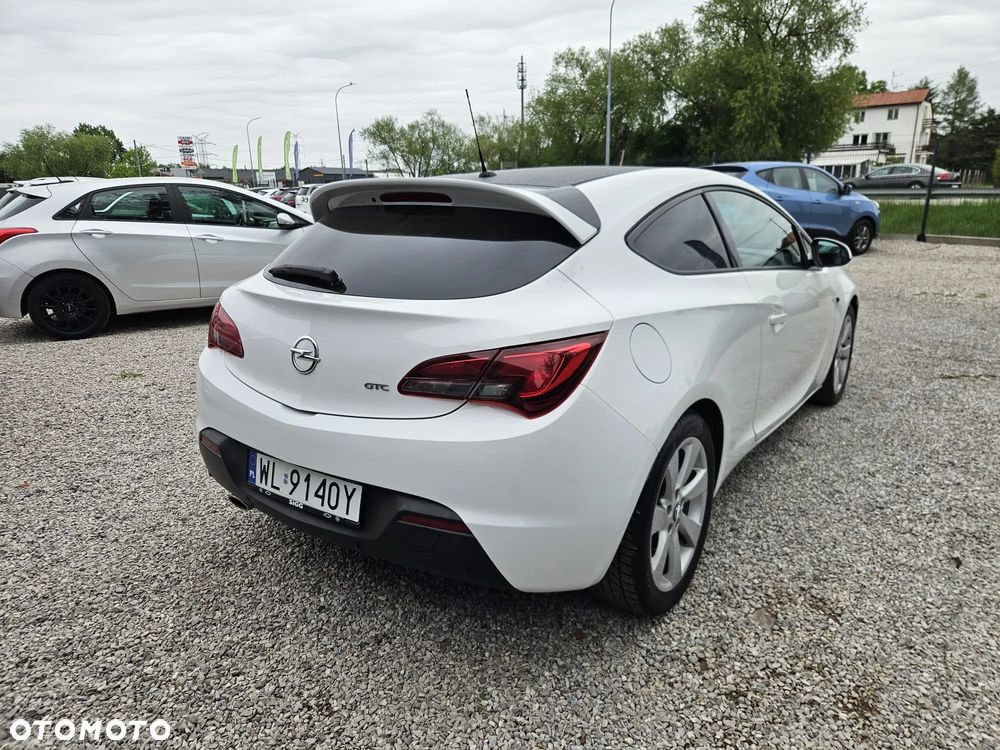 Opel Astra 1.4 Turbo - 15