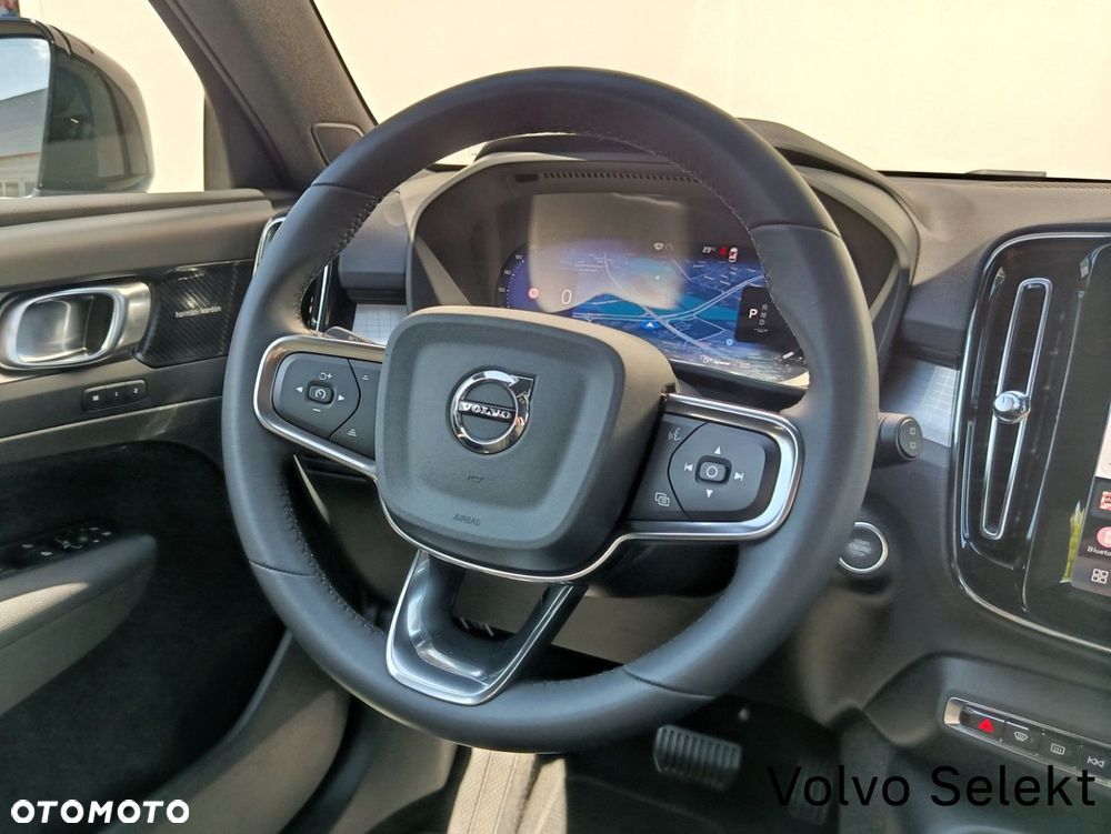 Volvo XC 40 - 23